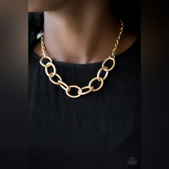 Boldly Bronx Necklace - Picture 1 of 3